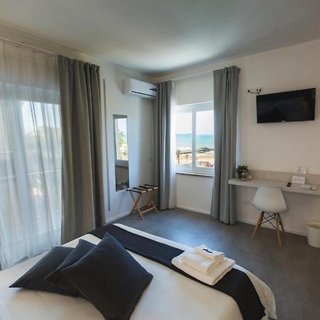 B&B A Due Passi Dal Mare Gela Exteriér fotografie