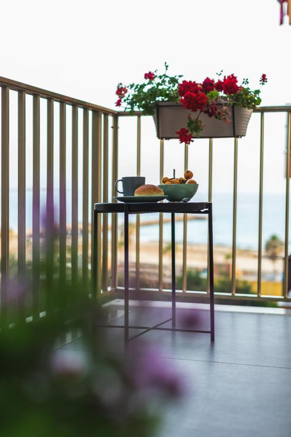 B&B A Due Passi Dal Mare Gela Exteriér fotografie