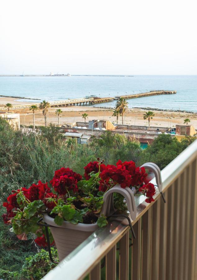 B&B A Due Passi Dal Mare Gela Exteriér fotografie